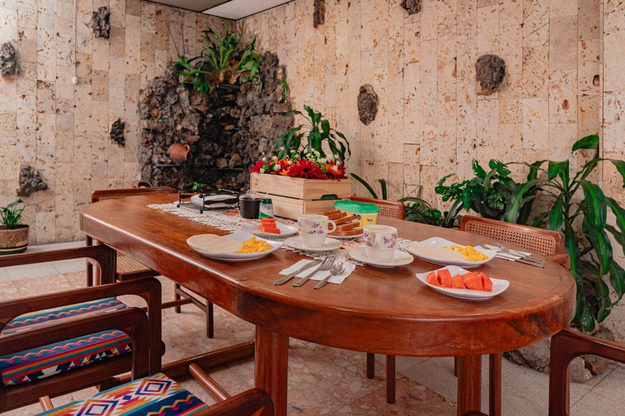 Innovar Casa Hostal Bogota Exterior photo